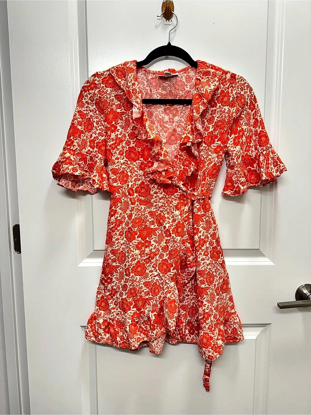 Topshop Petite Orange Floral Ruffle Wrap Mini Dress & White Floral Ruffle Wrap M